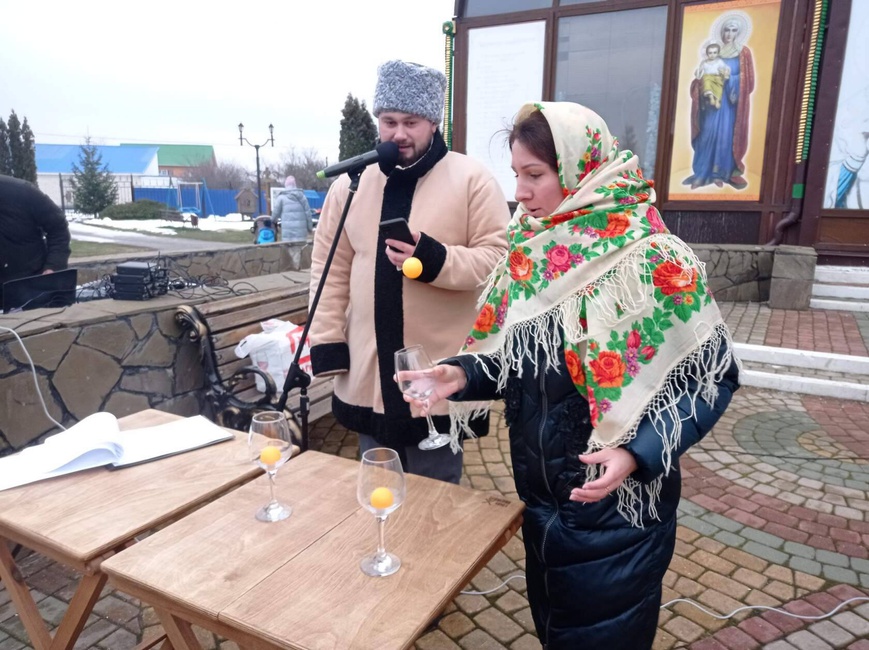 Служба в церкви на Николу зимнего